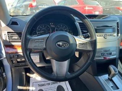 Used 2011 Subaru Outback 2.5i Limited w/ PWR Moonroof Pkg AWD/4WD image 20