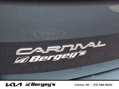 Used 2024 Kia Carnival EX FWD image 36