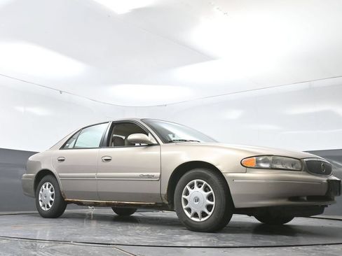 Used 2002 Buick Century Custom w/ Custom Premium Pkg FWD image 24