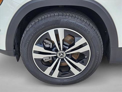 Used 2025 Mercedes-Benz GLB 250 image 22