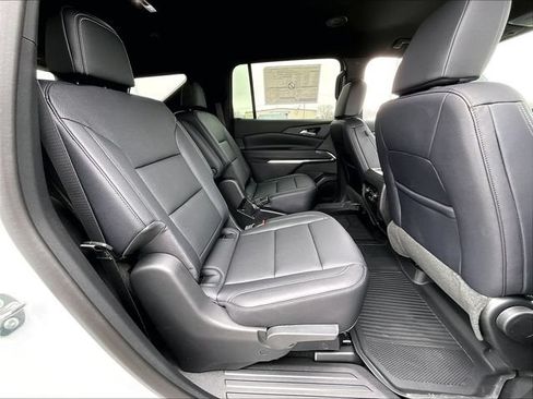 New 2026 Chevrolet Traverse LT w/ Driver Confidence Package AWD/4WD image 26