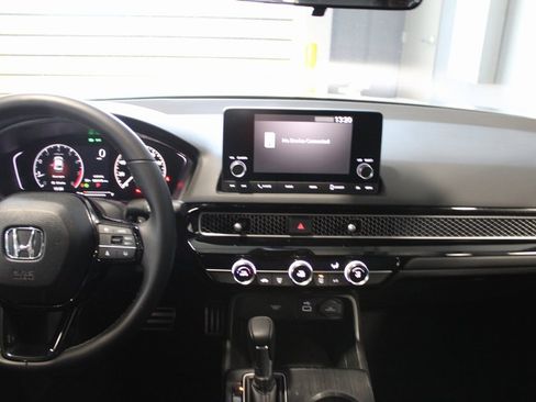 Used 2024 Honda Civic Sport image 25