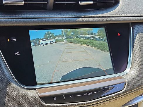 Certified 2019 Cadillac XT5 Premium Luxury w/ Driver Assist Package FWD image 20