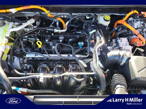 New 2024 Ford Escape SE w/ PHEV Premium Package image 26