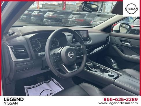 Used 2023 Nissan Rogue SL AWD/4WD image 21