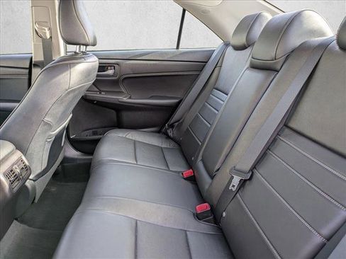 Used 2017 Toyota Camry XLE image 20