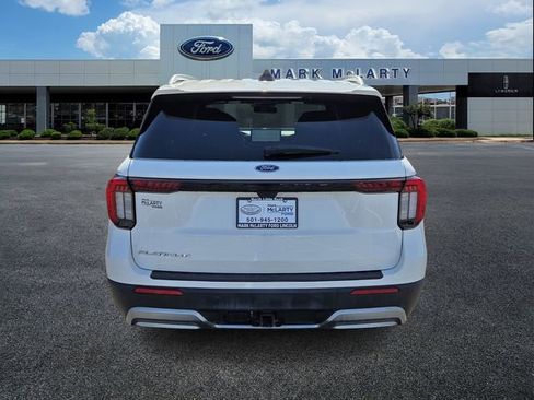 Certified 2025 Ford Explorer Platinum image 4