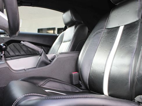 Used 2011 Ford Mustang GT Premium RWD image 12