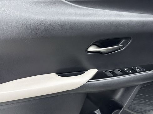 Used 2019 Lexus UX 200 w/ Premium Package image 28