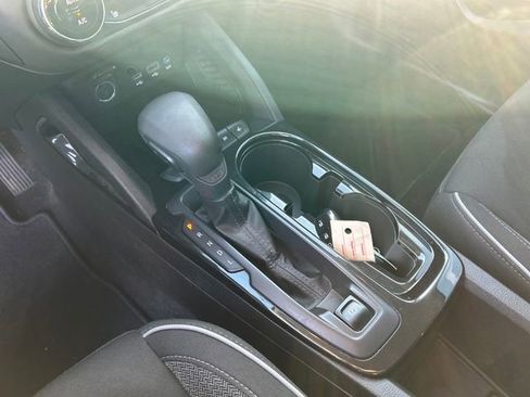 Used 2021 Chevrolet TrailBlazer LT w/ Convenience Package image 20