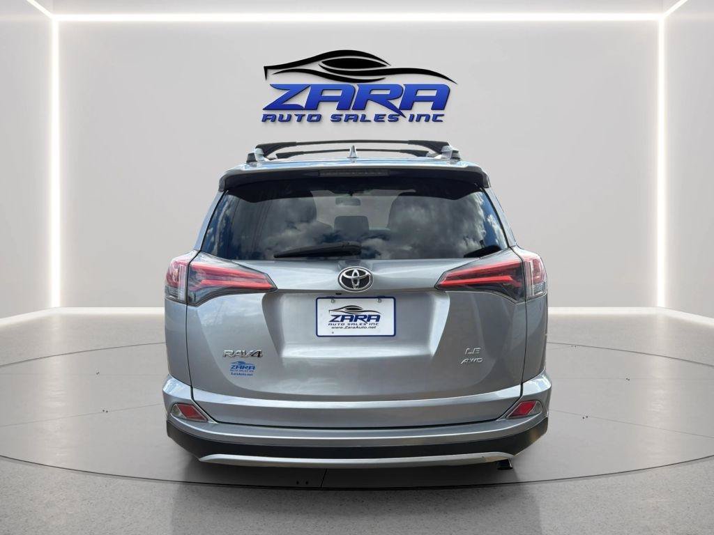 Used 2016 Toyota RAV4 LE AWD/4WD image 6
