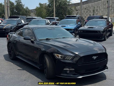 Used 2017 Ford Mustang GT Premium w/ Equipment Group 401A RWD image 9