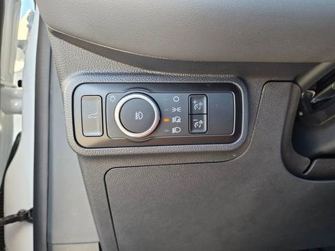 New 2026 Ford Explorer Active image 25