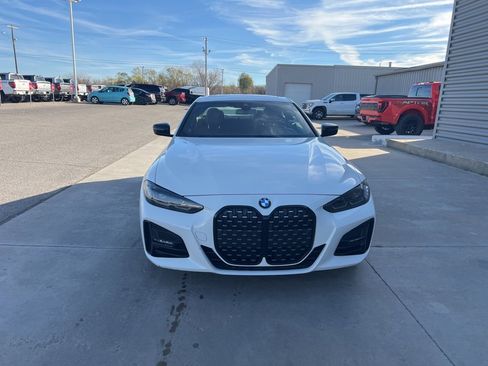 Used 2023 BMW 430i Coupe w/ M Sport Package image 2