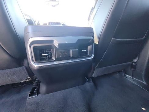 Used 2022 Chevrolet Silverado 2500 High Country w/ Z71 Off-Road Package AWD/4WD image 21