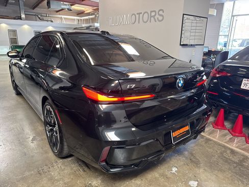 Used 2025 BMW i7 xDrive60 w/ Executive Package AWD/4WD image 20