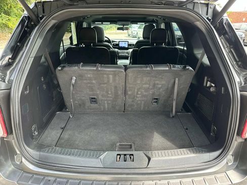 Used 2020 Ford Explorer XLT w/ Equipment Group 202A image 19