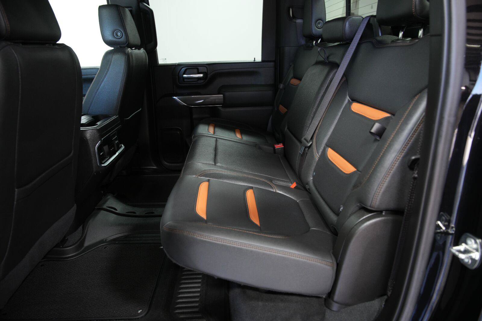 Used 2023 GMC Sierra 3500 AT4 w/ AT4 Premium Plus Package AWD/4WD image 36
