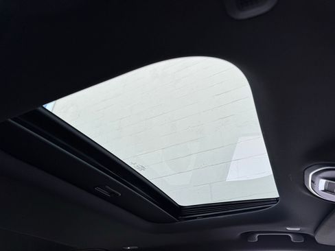 Used 2022 Jeep Grand Cherokee L Laredo image 15