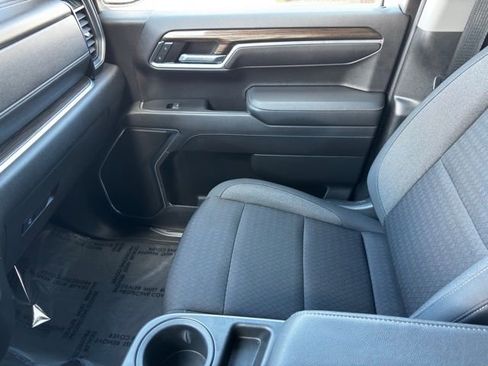 Used 2022 Chevrolet Silverado 1500 LT image 22