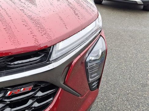 Used 2024 Chevrolet Trax RS w/ Driver Confidence Package image 18