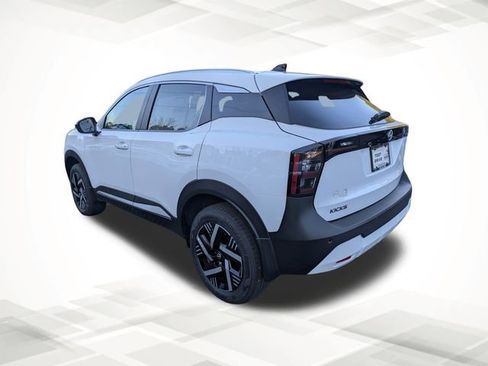 New 2026 Nissan Kicks SR w/ Cold Weather Package image 6