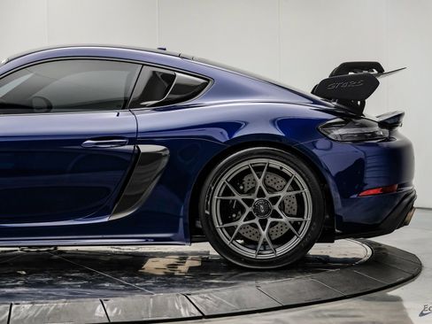 Used 2025 Porsche 718 Cayman GT4 RS RWD image 10