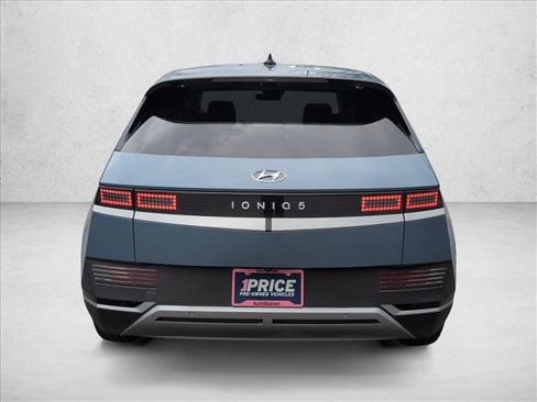 Certified 2024 Hyundai Ioniq 5 SE image 6