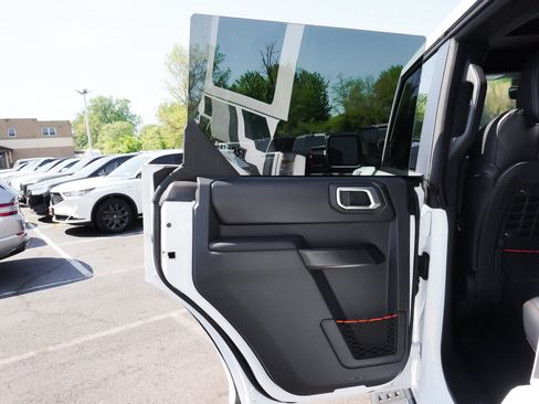 Used 2026 Ford Bronco Raptor w/ Interior Carbon Fiber Pack AWD/4WD image 12