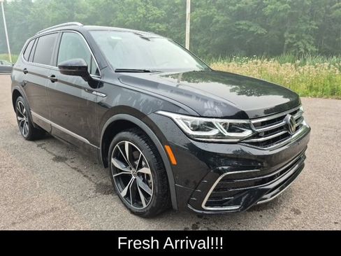 Used 2024 Volkswagen Tiguan SEL R-Line AWD/4WD image 12