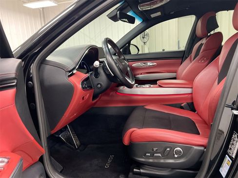 Used 2023 Genesis GV70 2.5T w/ Sport Prestige Package image 19