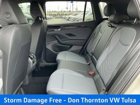 New 2026 Volkswagen Tiguan SE R-Line AWD/4WD image 15