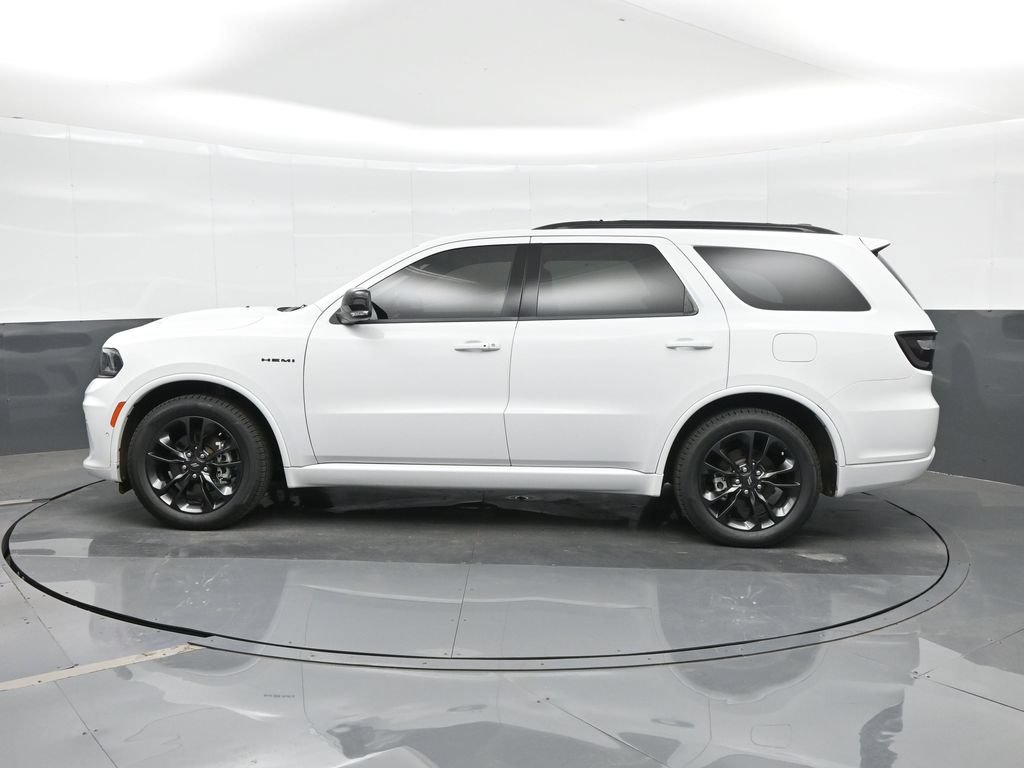 Used 2023 Dodge Durango R/T RWD image 2
