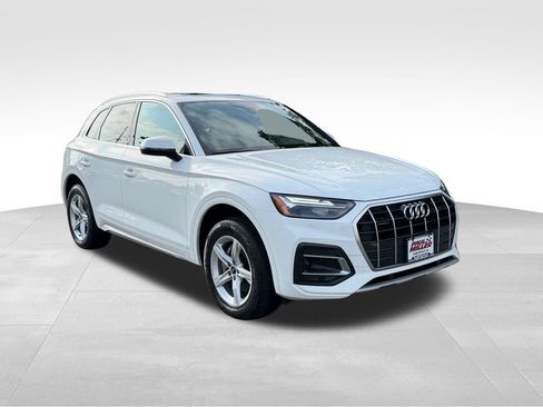 Certified 2023 Audi Q5 2.0T Premium w/ Convenience Package AWD/4WD image 4