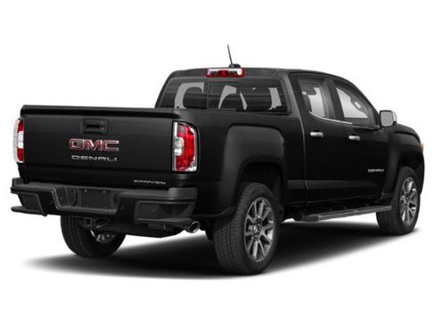 Certified 2022 GMC Canyon Denali w/ Denali Black Edition Package AWD/4WD image 2