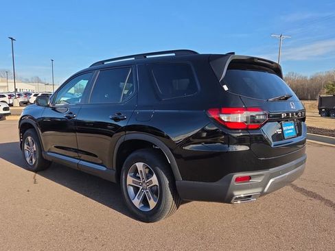 New 2026 Honda Pilot EX-L image 3