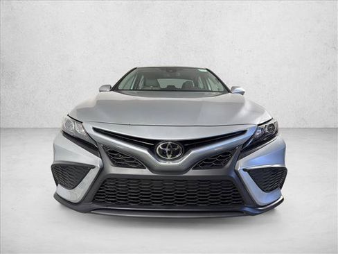 Used 2024 Toyota Camry SE w/ Convenience Package FWD image 8