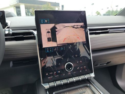 New 2025 GMC Sierra EV Denali AWD/4WD image 15