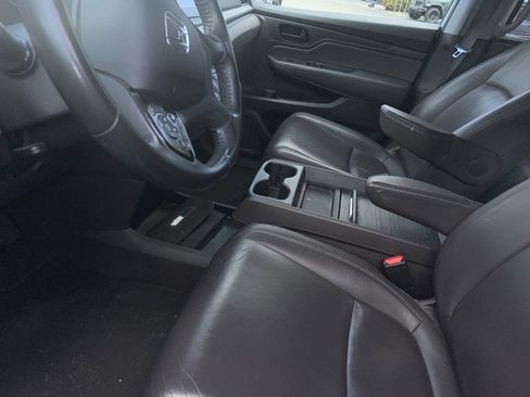 Used 2019 Honda Odyssey EX-L image 3