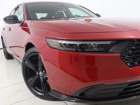 Used 2025 Honda Accord Sport image 18