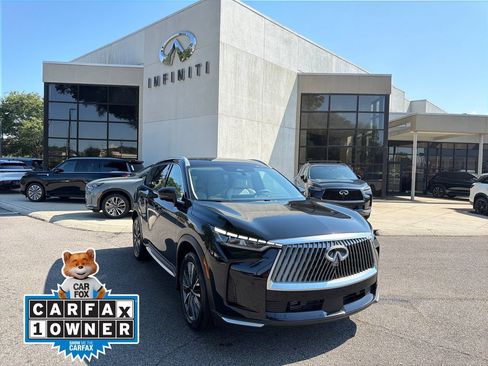 Certified 2026 INFINITI QX60 Luxe w/ Cargo Package FWD image 1