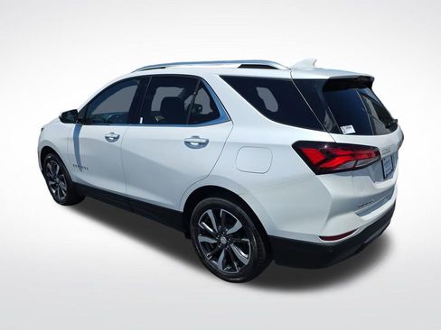 Used 2024 Chevrolet Equinox Premier AWD/4WD image 8