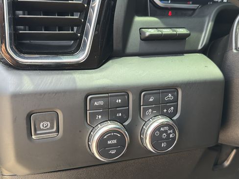 Used 2024 GMC Sierra 2500 Denali Ultimate w/ Max Trailering Package AWD/4WD image 23