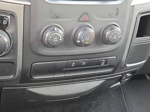 Used 2024 RAM 1500 Warlock RWD image 19