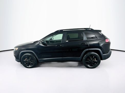 Used 2021 Jeep Cherokee Latitude Plus AWD/4WD image 4