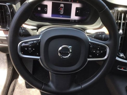 Used 2023 Volvo S60 T8 Plus AWD/4WD image 9