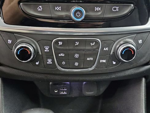 Used 2021 Chevrolet Traverse Premier w/ Redline Edition AWD/4WD image 20