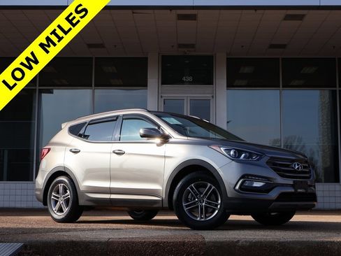 Used 2017 Hyundai Santa Fe Sport image 1