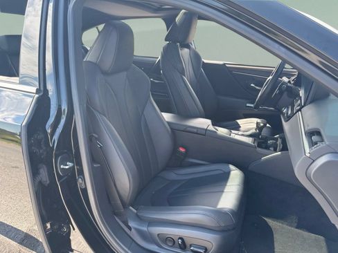 Used 2022 Lexus ES 350 F Sport w/ Accessory Package 2 FWD image 29