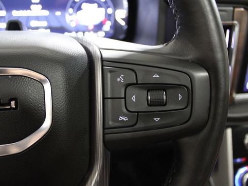 Used 2023 GMC Yukon Denali Ultimate image 38